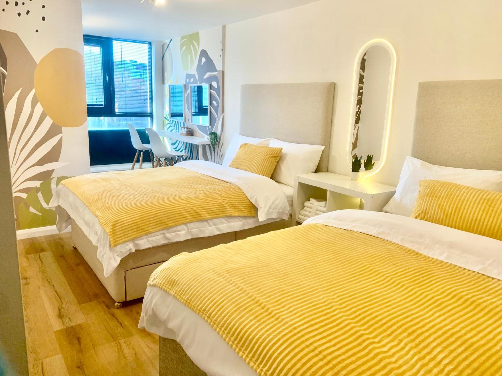 Large Stylish 3 Bedroom City Centre Apartment Free Secure Parking Ливерпуль Экстерьер фото